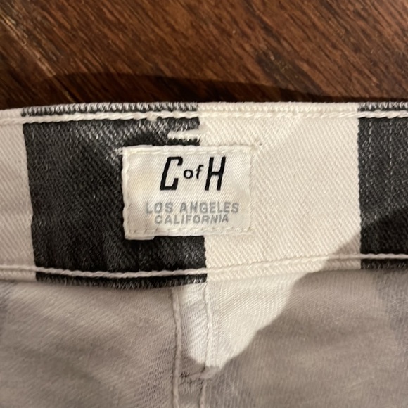 Citizens of Humanity Size 28 Jeans Shorts - Picture 3 of 3